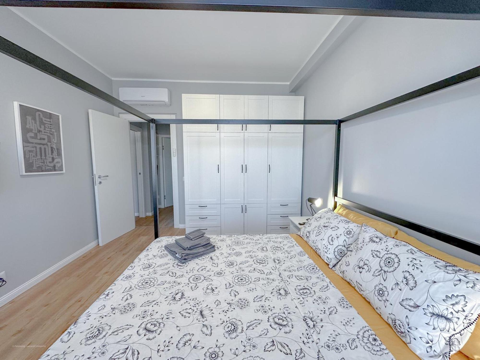 Torre 24 - Luxury Naviglio Suite Milan Luaran gambar